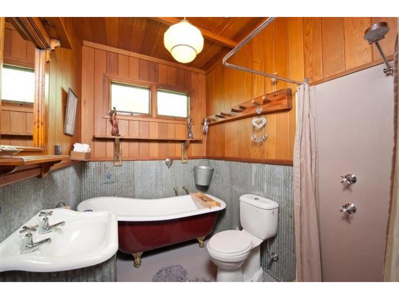 12 North Street, Nowra NSW 2541