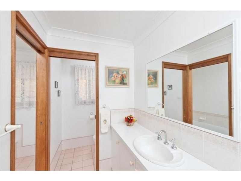 51 Lyrebird Drive, Nowra NSW 2541