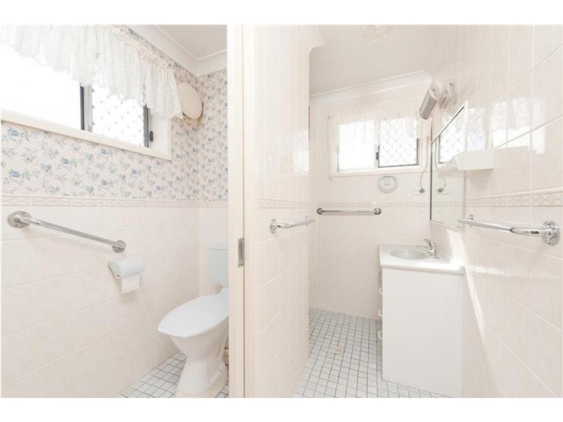 5 Page Avenue, North Nowra NSW 2541