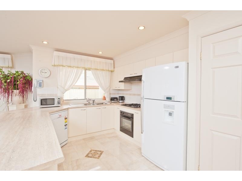 7 Burradoo Crescent, Nowra NSW 2541