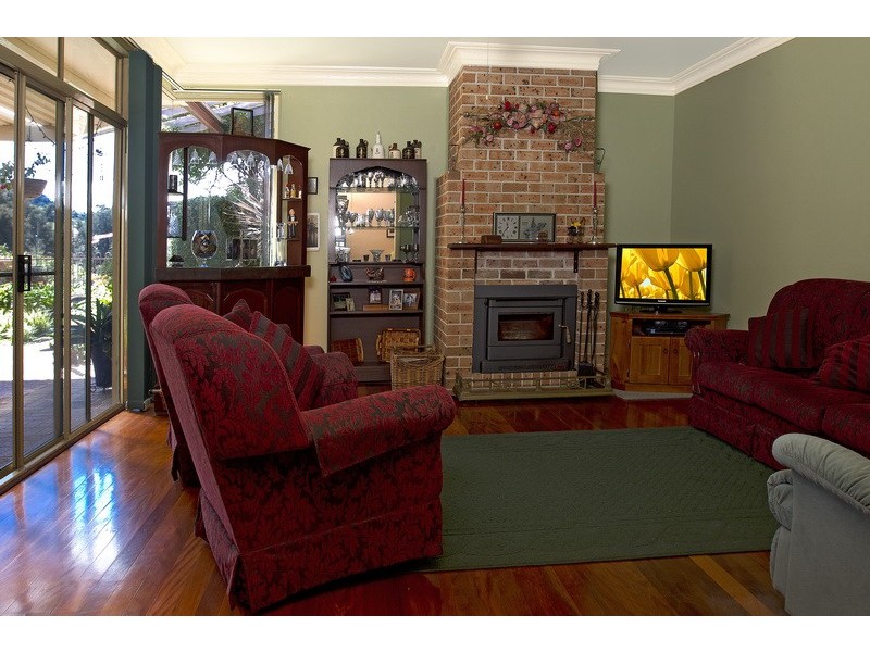 25 Kongoola Avenue, Cambewarra NSW 2540