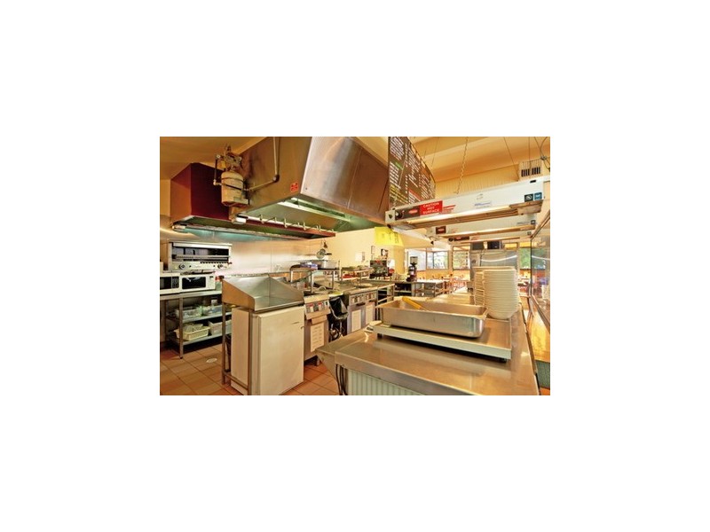 9 Egans Lane, Nowra NSW 2541