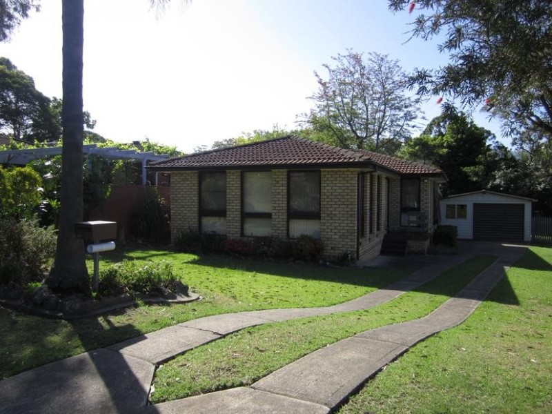 21 Yeovil Drive, Bomaderry NSW 2541