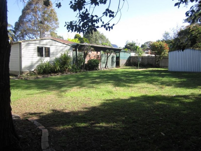 21 Yeovil Drive, Bomaderry NSW 2541