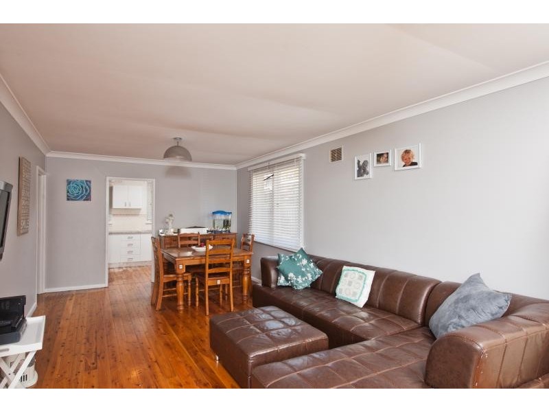 19 Taranna Crescent, Nowra NSW 2541