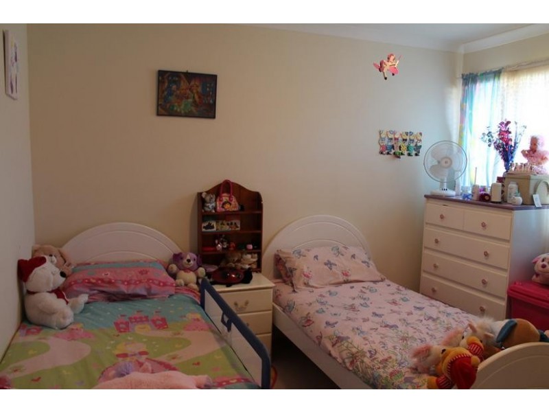 17 Carrington Park Drive, Nowra NSW 2541