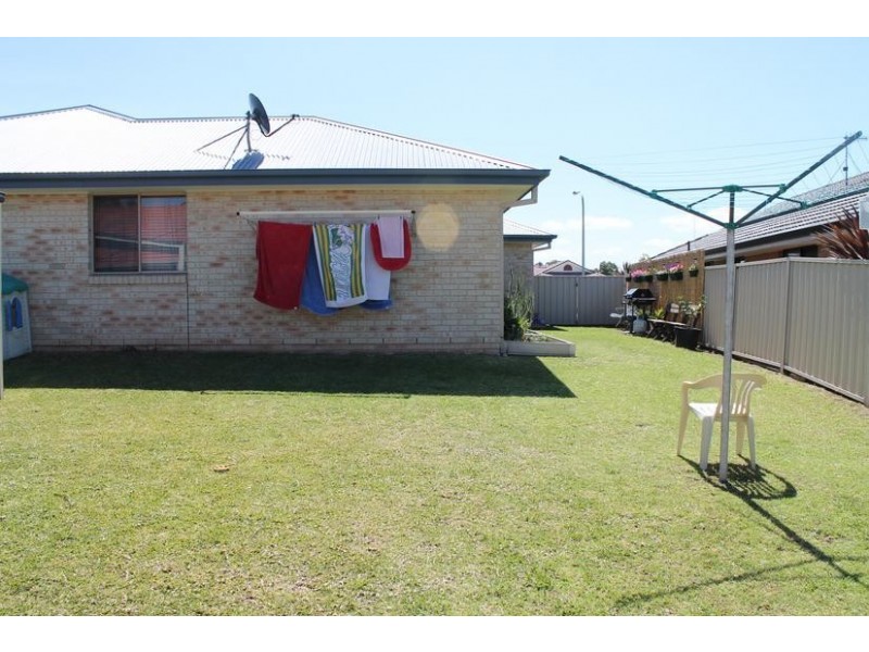 17 Carrington Park Drive, Nowra NSW 2541