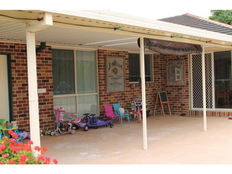 103 Lyndhurst Drive, Bomaderry NSW 2541