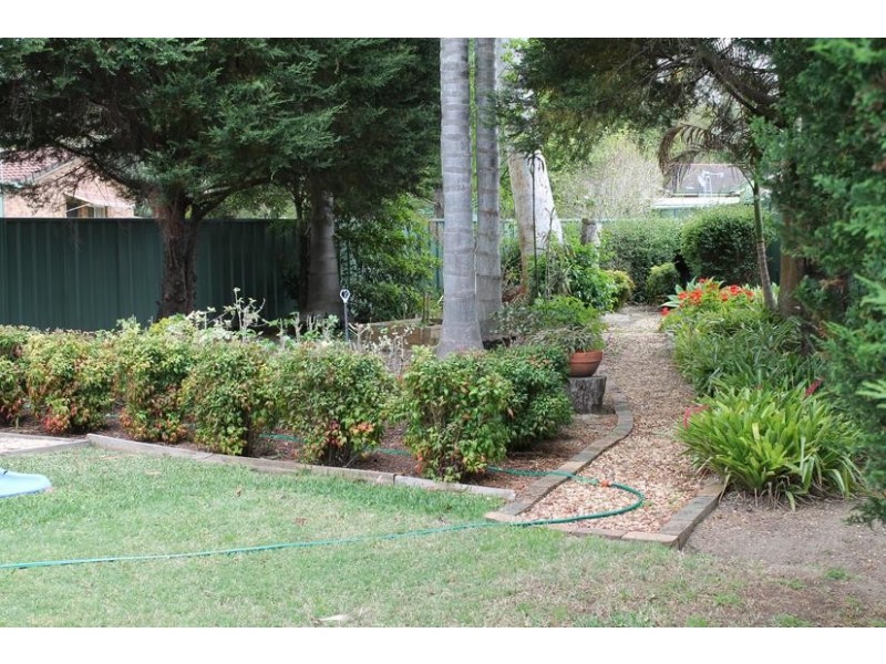 103 Lyndhurst Drive, Bomaderry NSW 2541