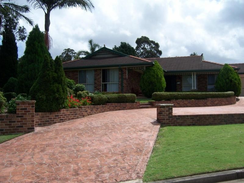 103 Lyndhurst Drive, Bomaderry NSW 2541