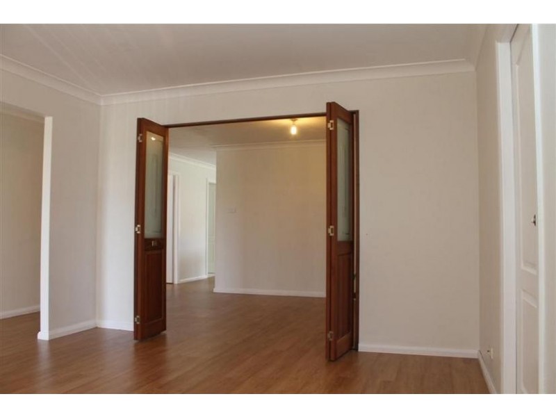 1 Neptune Place, Worrigee NSW 2540