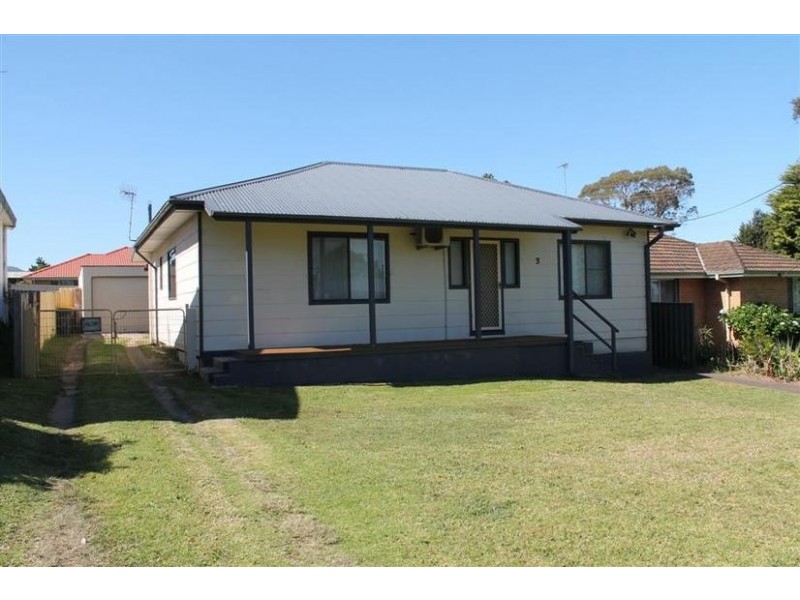 3 Mulgen Crescent, Bomaderry NSW 2541