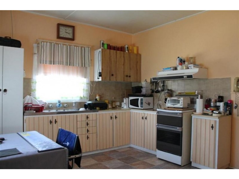 3 Mulgen Crescent, Bomaderry NSW 2541