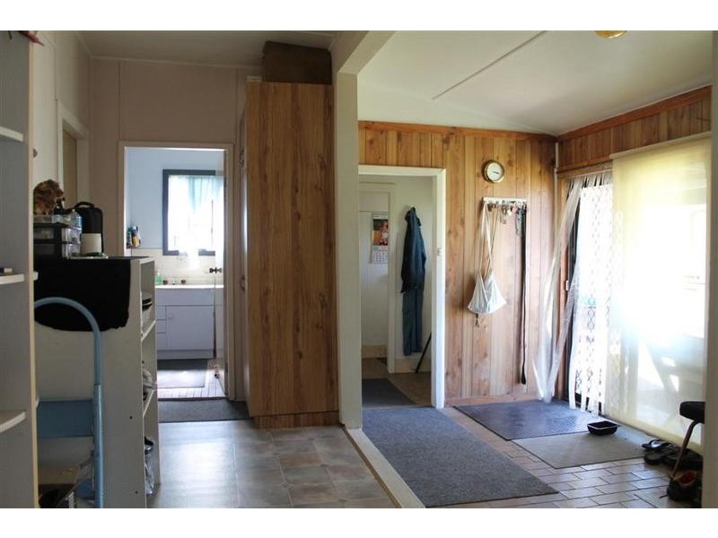 3 Mulgen Crescent, Bomaderry NSW 2541