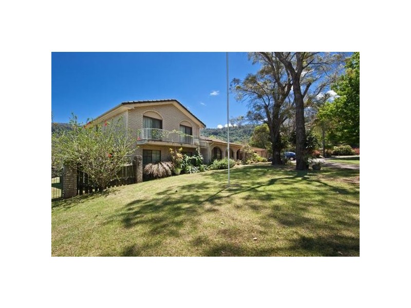 215 Tannery Road, Cambewarra NSW 2540