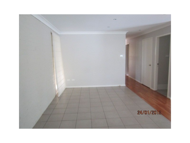 1/5 Jaycee Avenue, Nowra NSW 2541