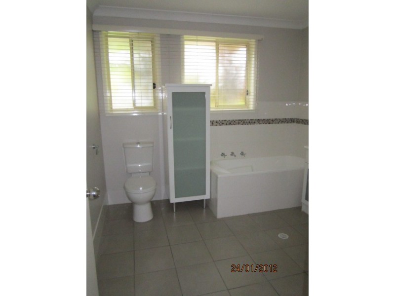 1/5 Jaycee Avenue, Nowra NSW 2541