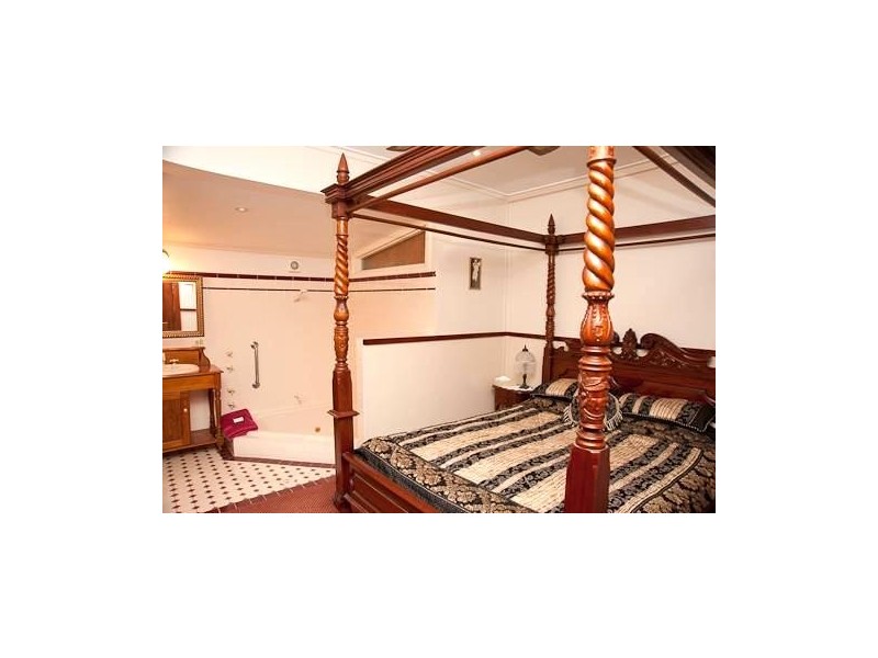 30 Junction Street, Nowra NSW 2541