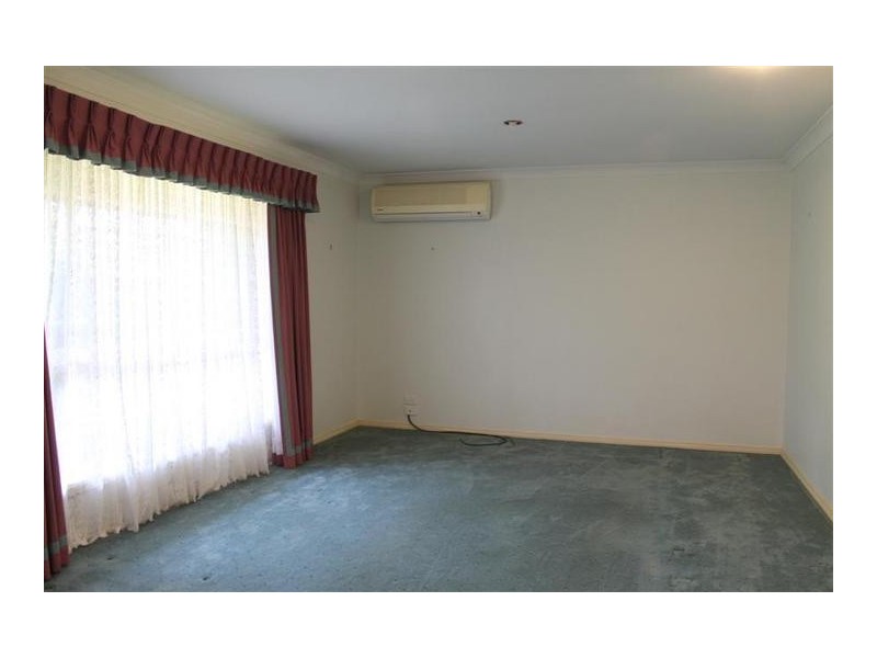 13 Elia Avenue, Nowra NSW 2541