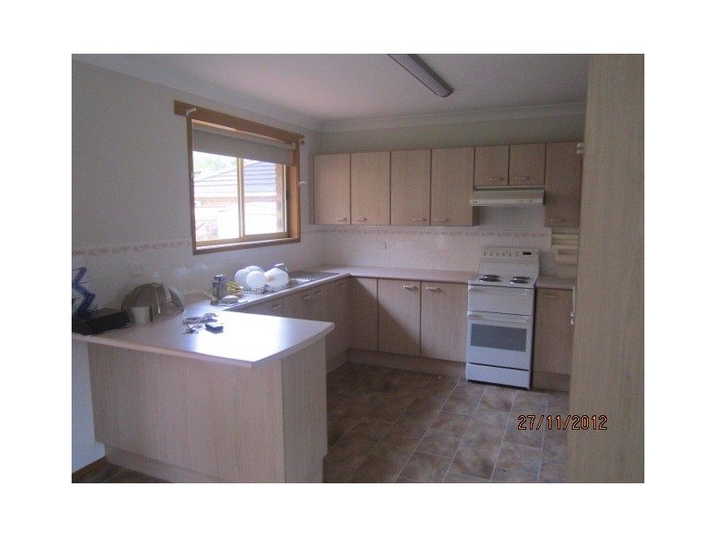 70 Yeovil, Bomaderry NSW 2541