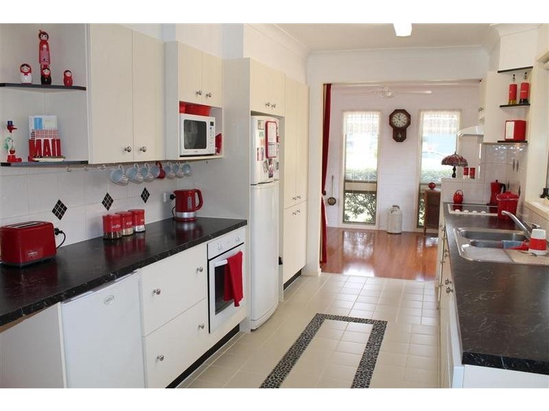23 Castle Glen, North Nowra NSW 2541