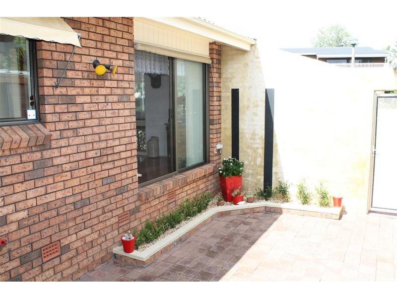 23 Castle Glen, North Nowra NSW 2541
