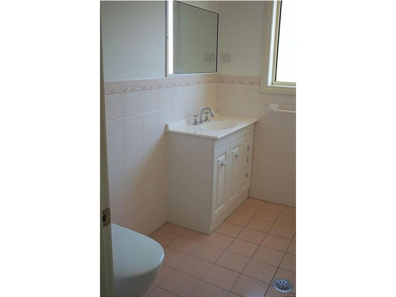 4/3 Campbell Place, Nowra NSW 2541