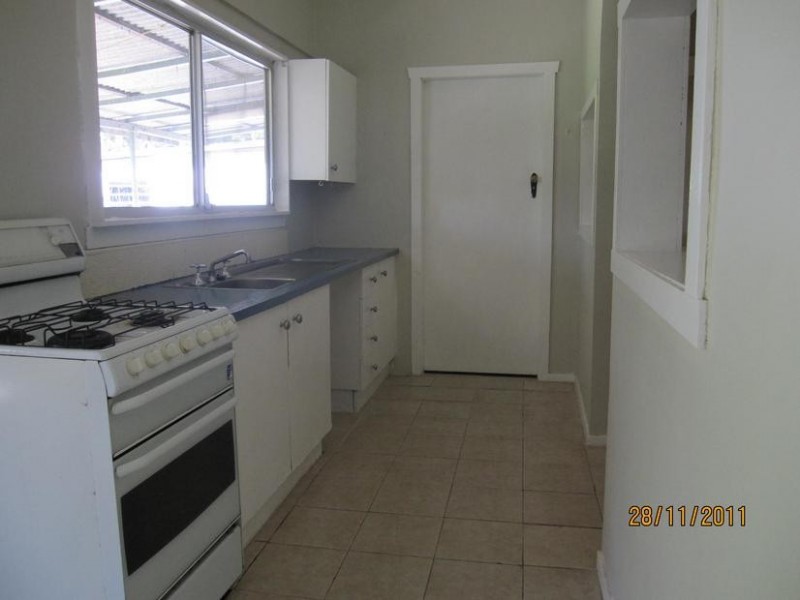 62 Albatross Road, Nowra NSW 2541