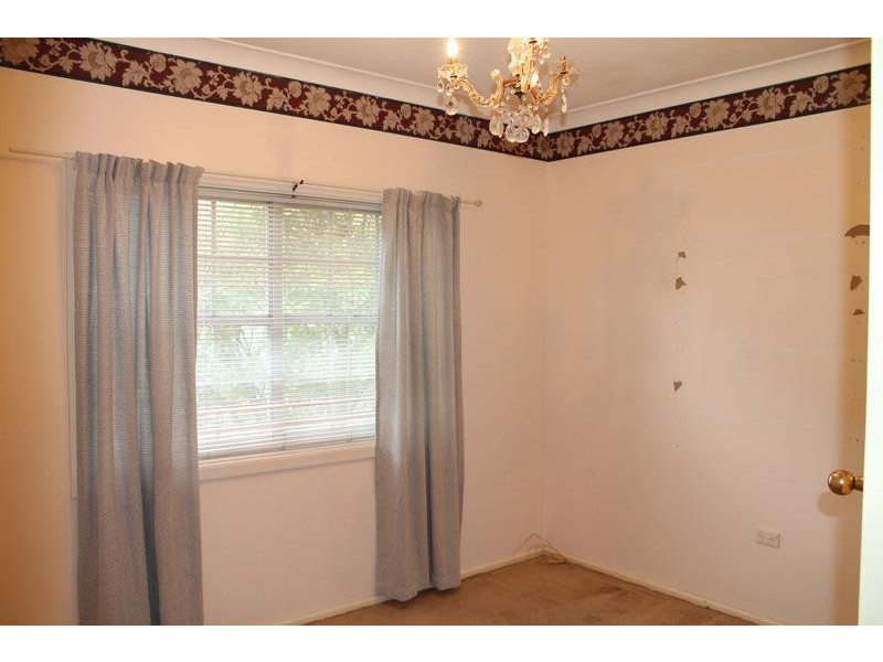 383 Princes Highway, Bomaderry NSW 2541