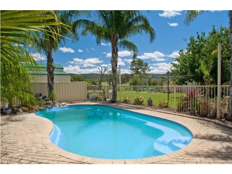 13 Dalton Place, Wandandian NSW 2540