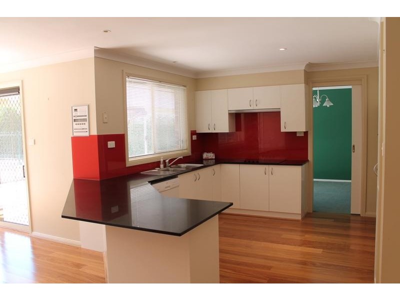 103 Lyndhurst Drive, Bomaderry NSW 2541