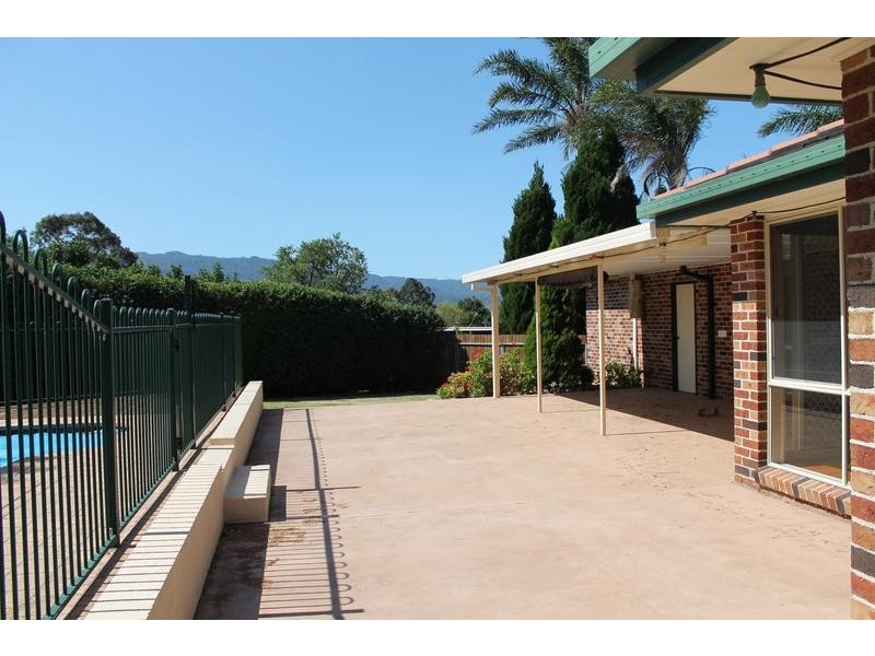 103 Lyndhurst Drive, Bomaderry NSW 2541