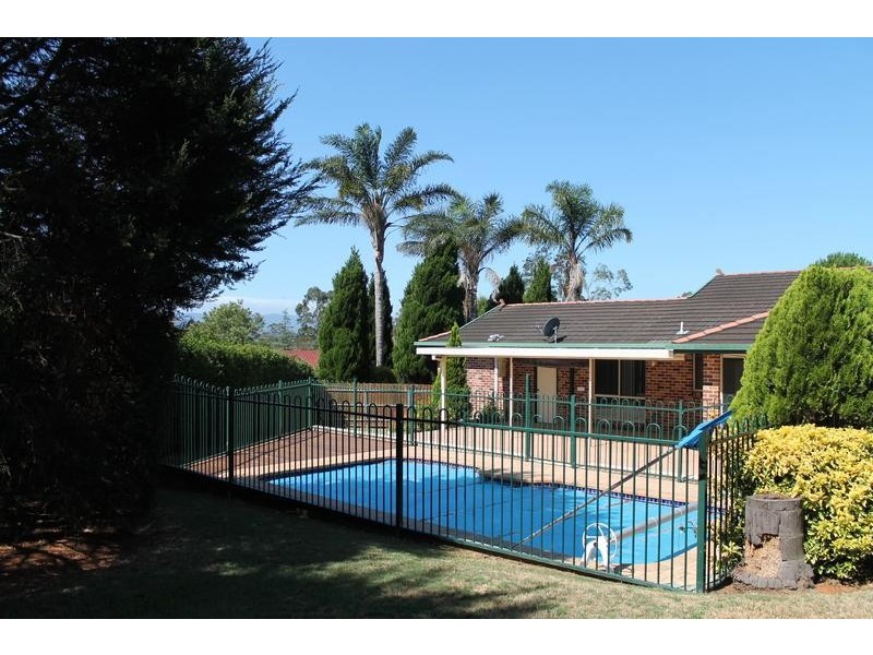 103 Lyndhurst Drive, Bomaderry NSW 2541