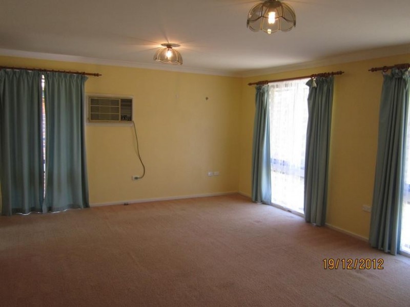 9 Page Avenue, North Nowra NSW 2541