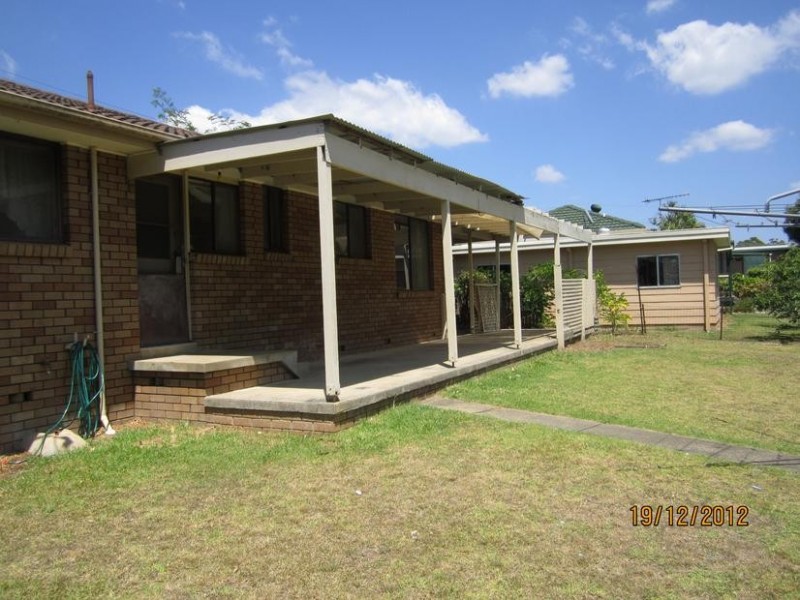 9 Page Avenue, North Nowra NSW 2541