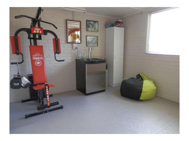 31 Tarawal Street, Bomaderry NSW 2541