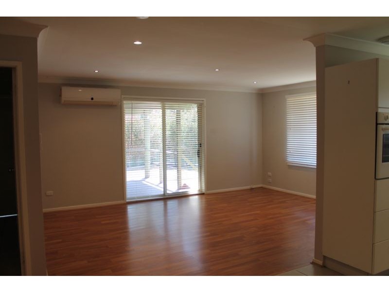1/5 Jaycee Avenue, Nowra NSW 2541