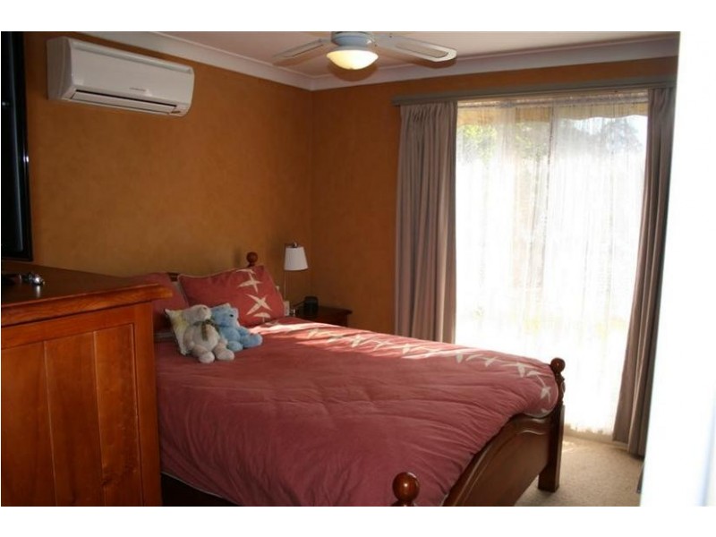 34 Moresby Street, Nowra NSW 2541