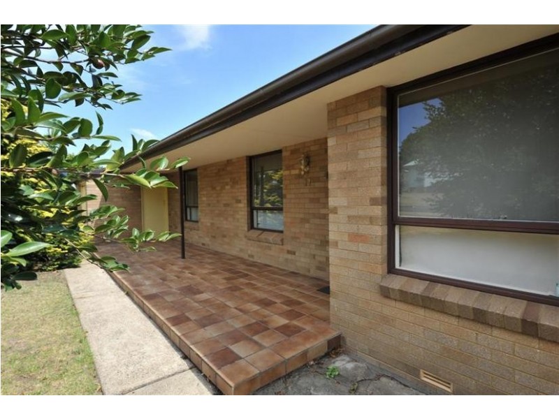 11 Monaghan Avenue, Nowra NSW 2541