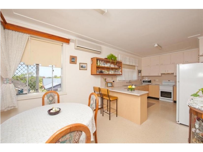 22 Elder Crescent, Nowra NSW 2541