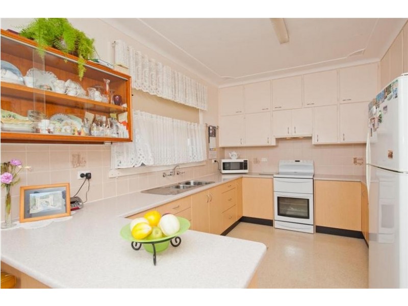 22 Elder Crescent, Nowra NSW 2541