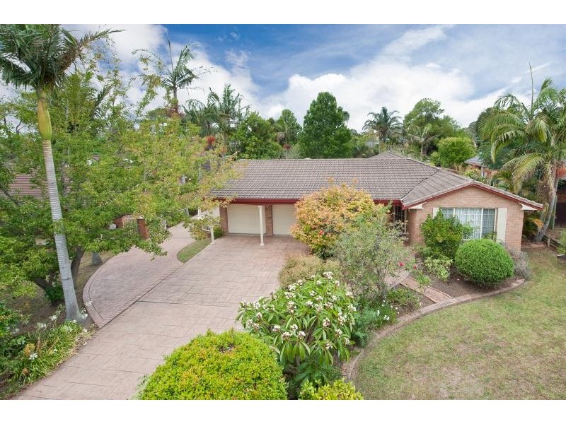 8 Woorin Close, Bomaderry NSW 2541