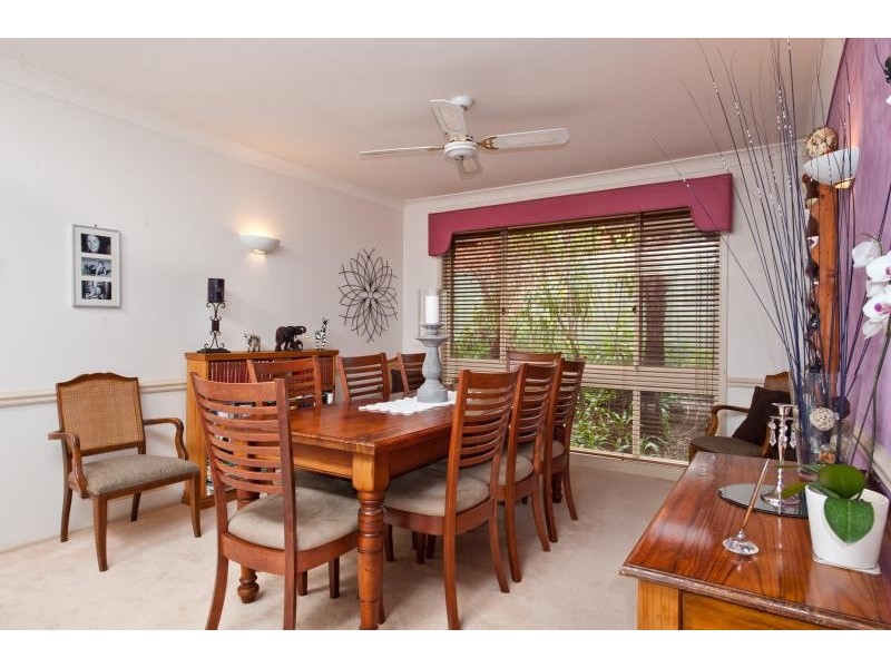 8 Woorin Close, Bomaderry NSW 2541