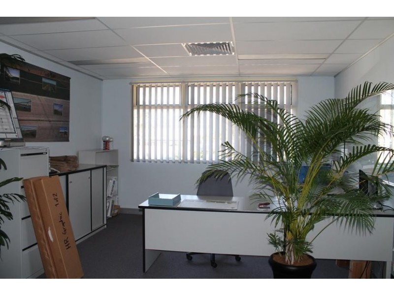 112A Albatross Road, Nowra NSW 2541