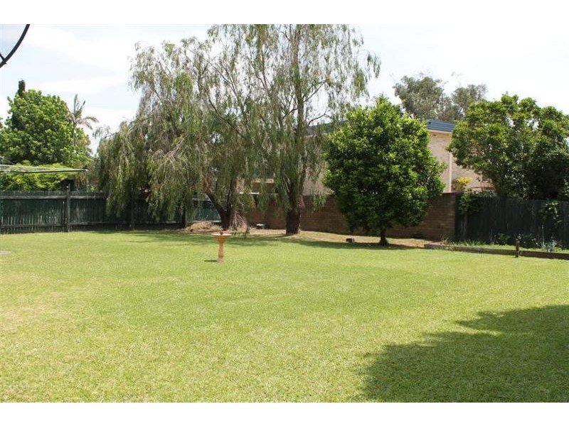 13 Elia Avenue, Nowra NSW 2541