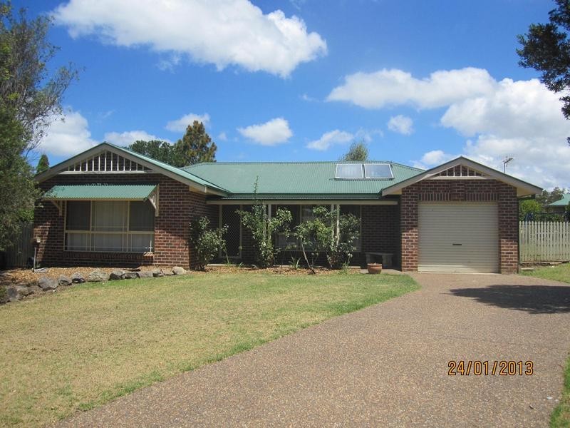 7 Tummell Close, West Nowra NSW 2541
