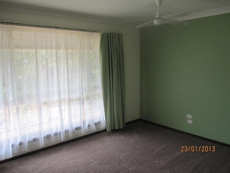 7 Tummell Close, West Nowra NSW 2541