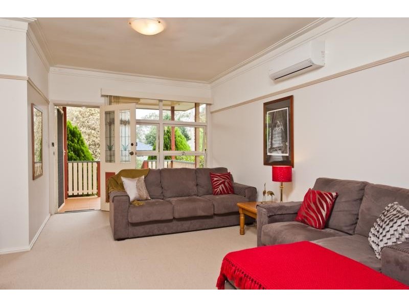 9 Turley Avenue, Bomaderry NSW 2541