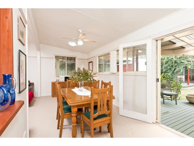 9 Turley Avenue, Bomaderry NSW 2541