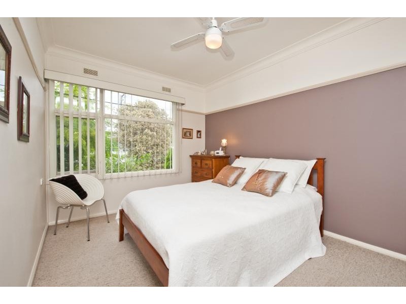 9 Turley Avenue, Bomaderry NSW 2541